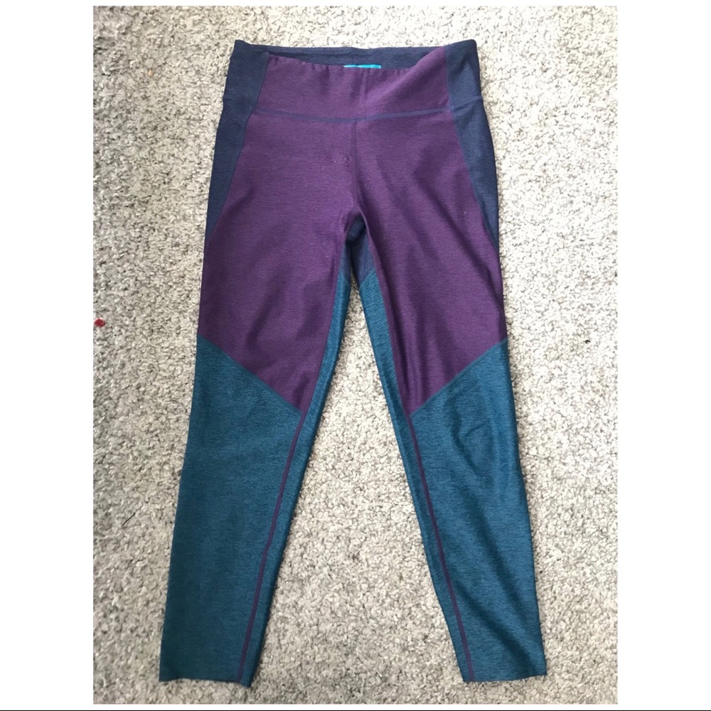 Outdoor Voices 3/4 Tri-Tone Leggings